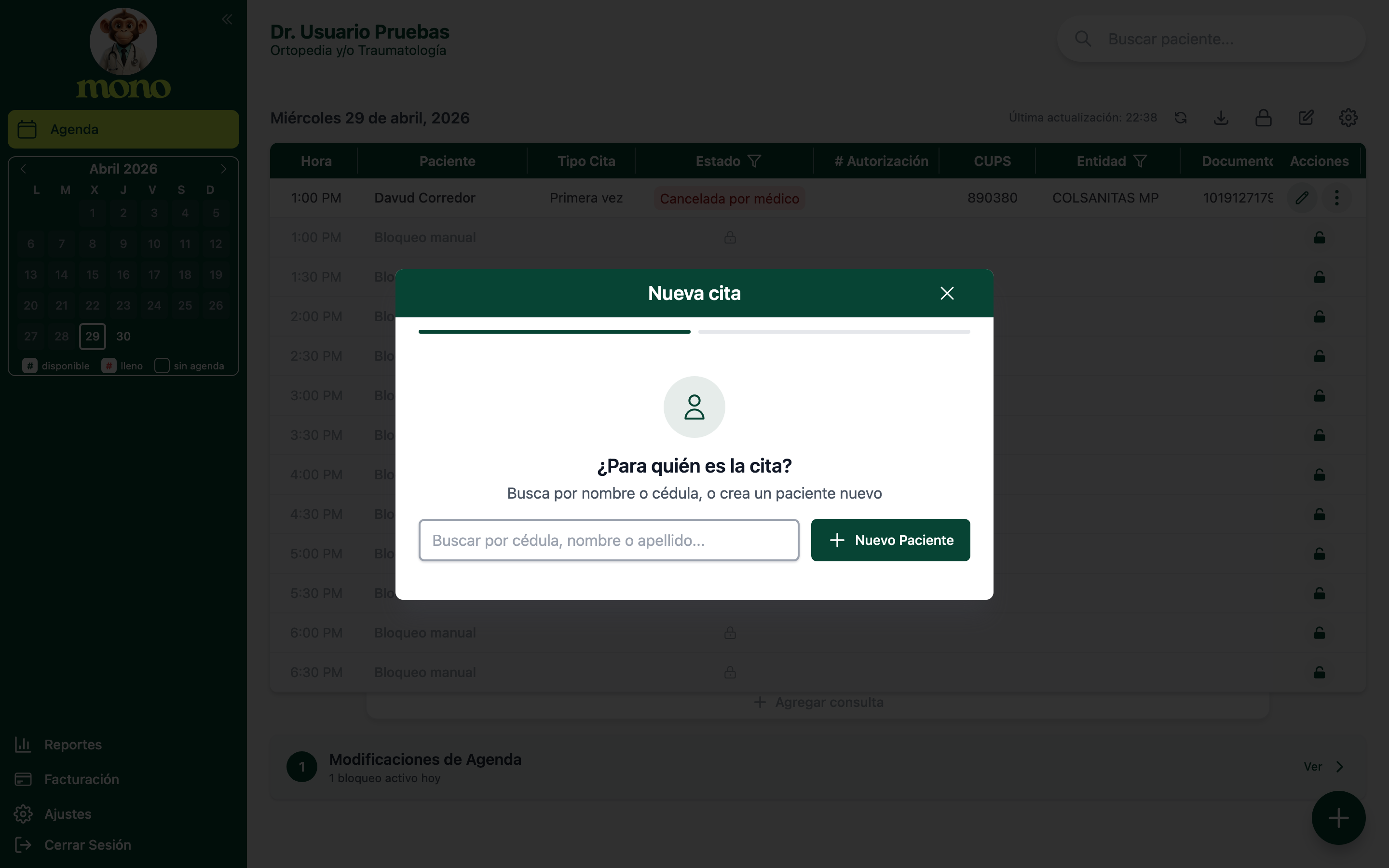 Modal Nueva cita con el campo "Buscar por cédula, nombre o apellido" y el botón verde + Nuevo Paciente al lado